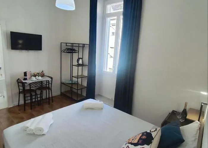 Homestay Your Days Off *