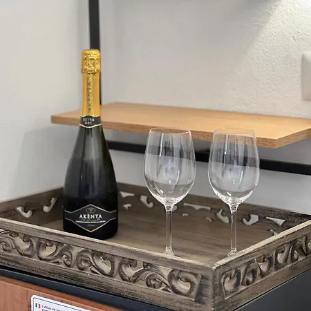 ホームステイ Your Days Off アルゲーロ